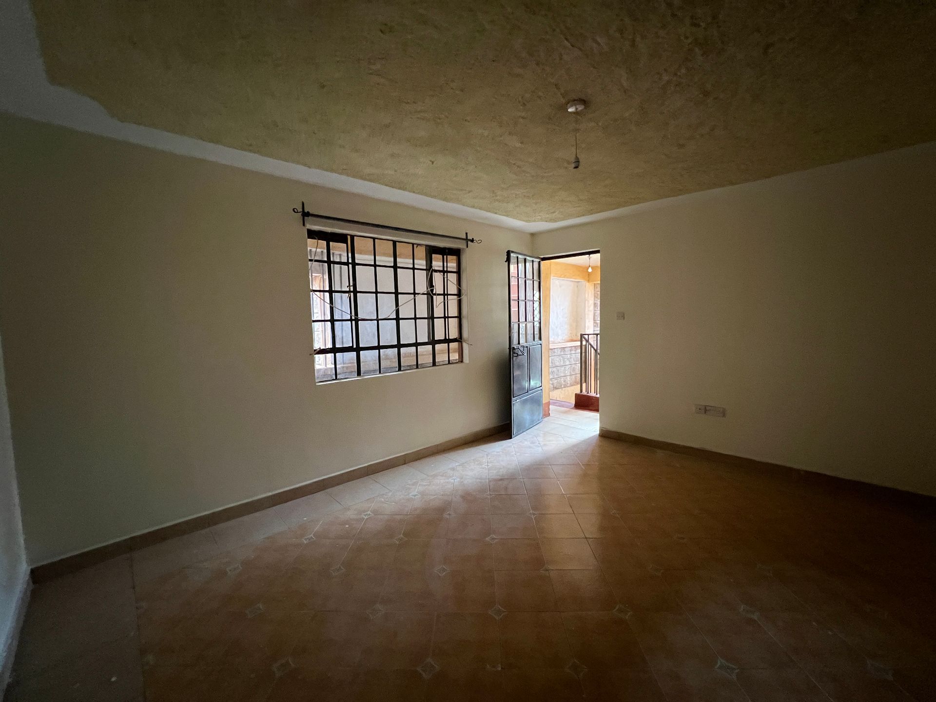Spacious 2 Bedroom House in Kasarani Clay City – Secure Living at Mwirigo