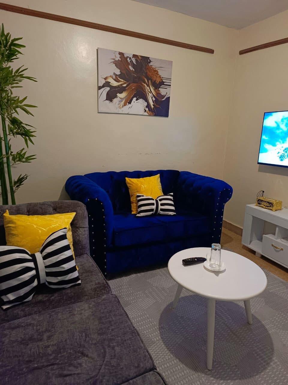 Stylish and Secure Short-Stay Airbnb on TRM Drive, photo 3