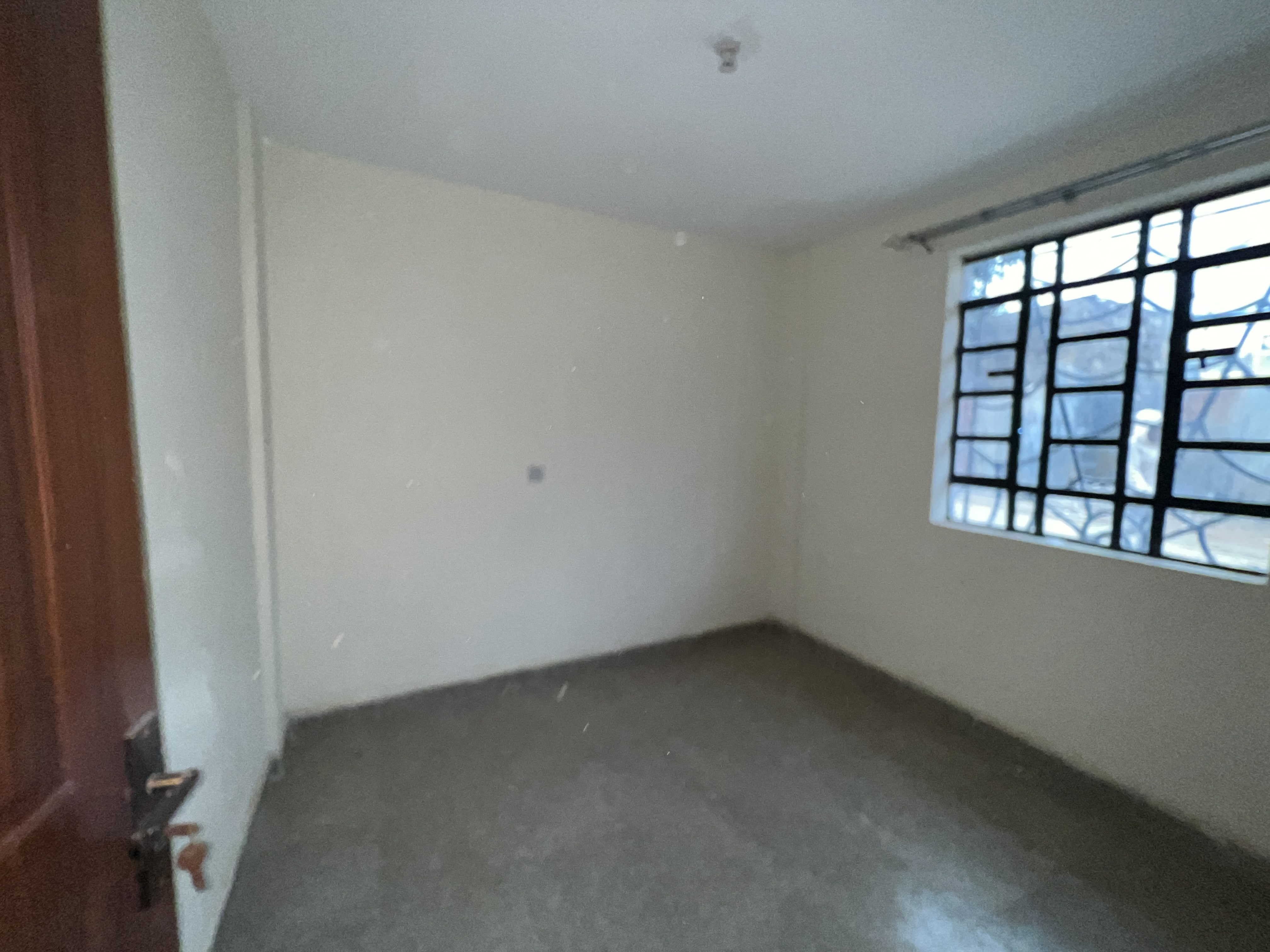 Modern Two Bedroom in Kasarani Mwiki with Parking, photo 4