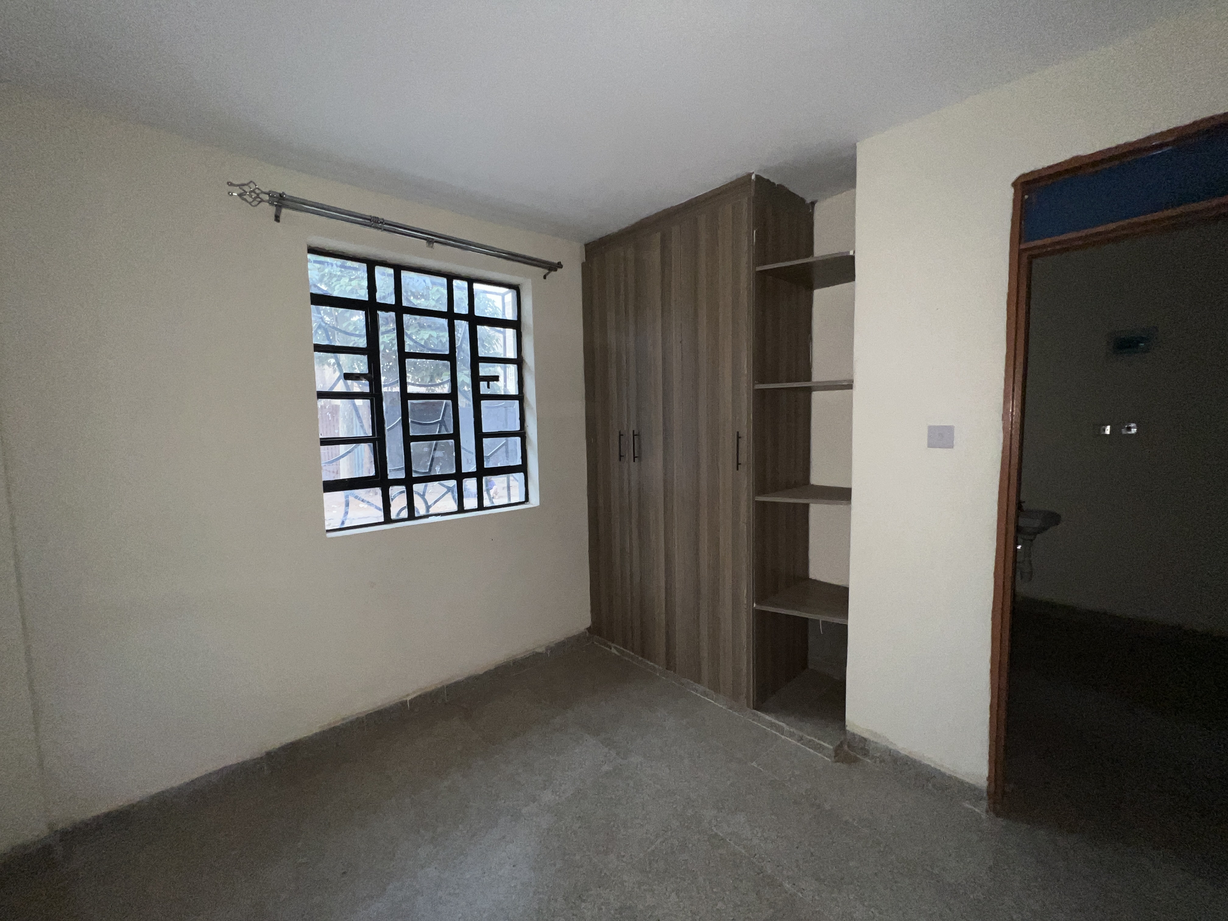 Modern Two Bedroom in Kasarani Mwiki with Parking, photo 5